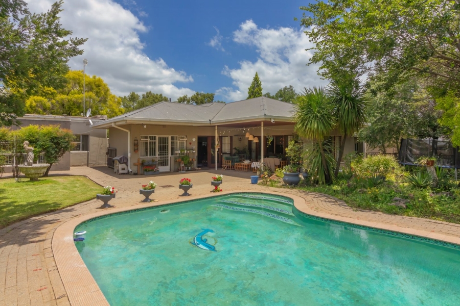 4 Bedroom Property for Sale in Wilgenhof Free State